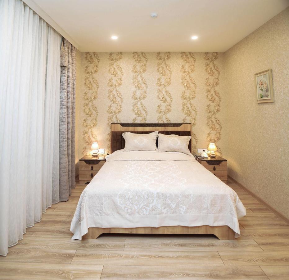 Midcity Hotel Baku Eksteriør billede